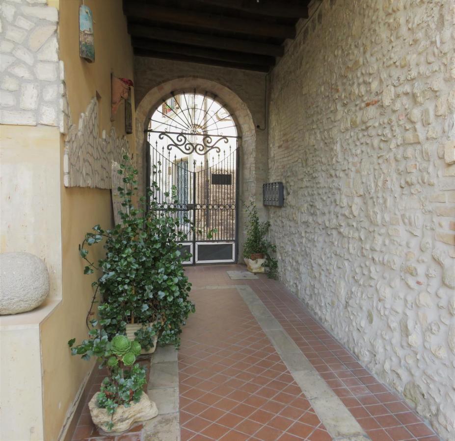 Bed and Breakfast Antico Borgo Piceno Ascoli Piceno Exterior foto